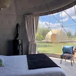 Glamping De Coude Scheure *