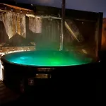 Glamping De Coude Scheure Glamping *