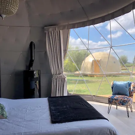 Id Glamping De Coude Scheure *