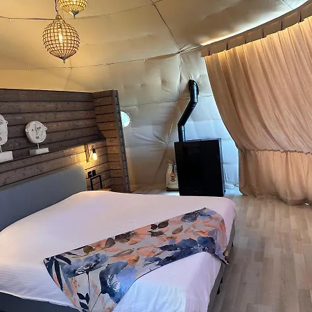 Glamping De Coude Scheure