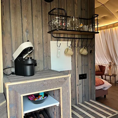 Glamping De Coude Scheure *