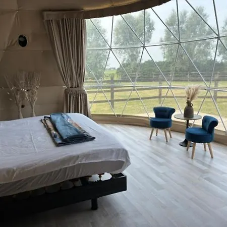 Glamping De Coude Scheure 豪华帐篷