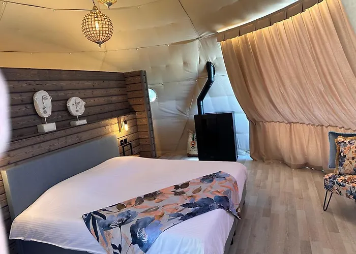 Glamping De Coude Scheure