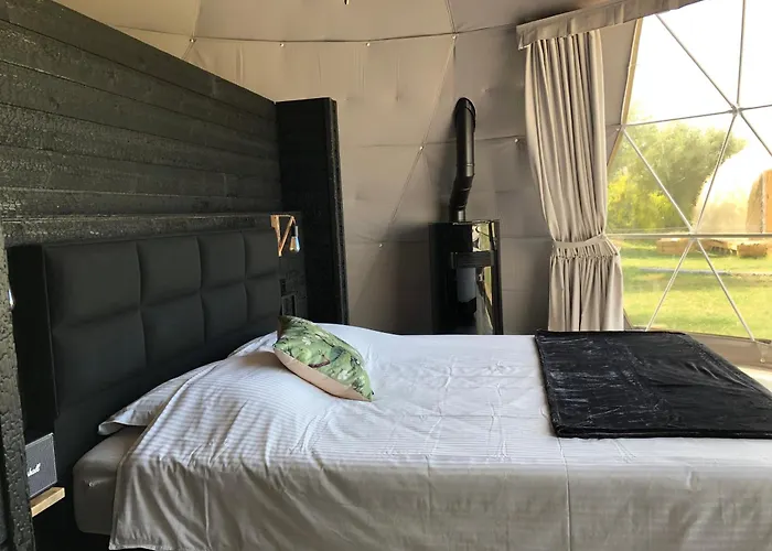 Glamping De Coude Scheure Luxury tent *