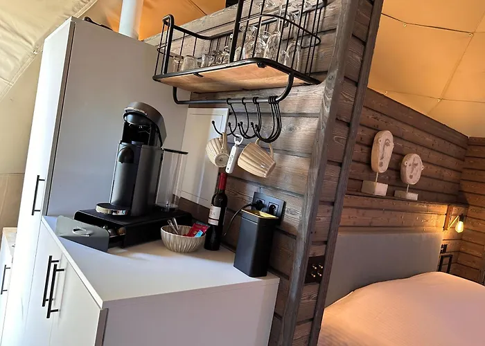 Glamping De Coude Scheure *