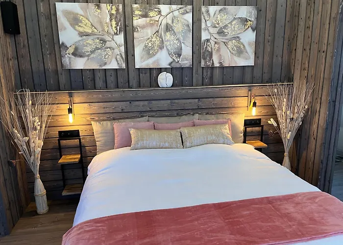 Glamping De Coude Scheure Luxury tent Middelkerke